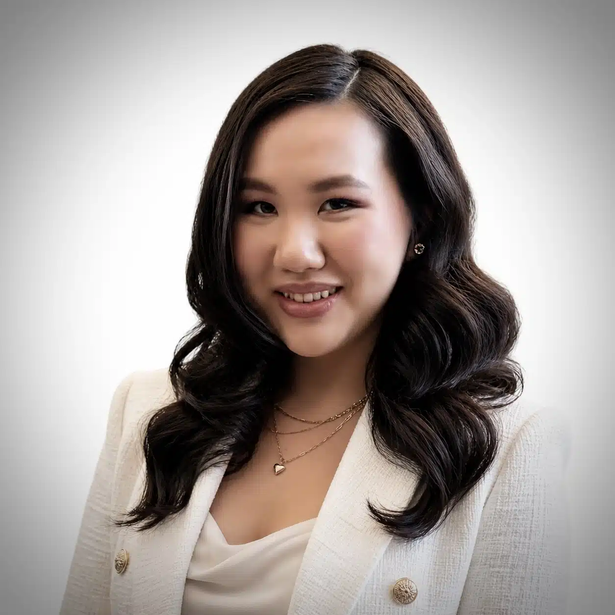 Hannah Chan, MPAS, PA-C<br />
Aesthetic Physician Assistant