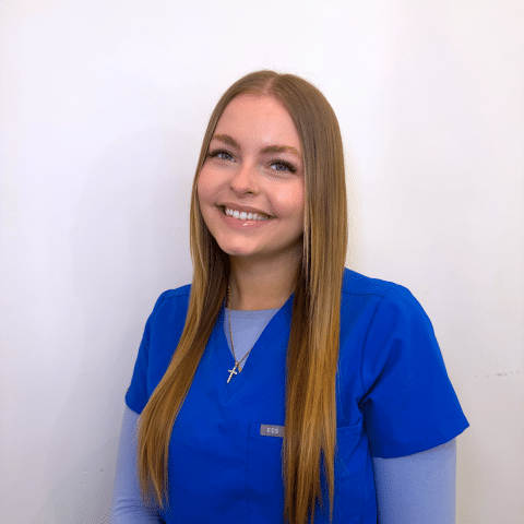 ALYSSA HANSON, EST AT SANCTUAIREMD